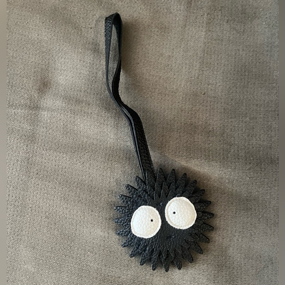 NEW Bag Charm Soot Sprite Dust Bunny Black Leather Keychain Eyes Spirited Away - Picture 3 of 13